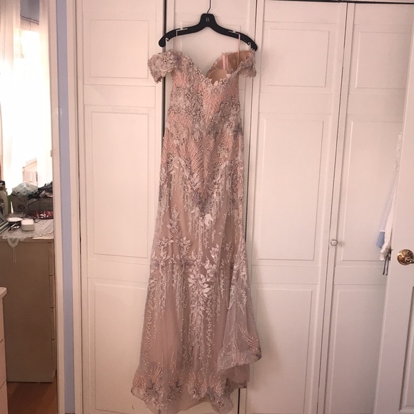 Party Gown - Picture 5 of 6